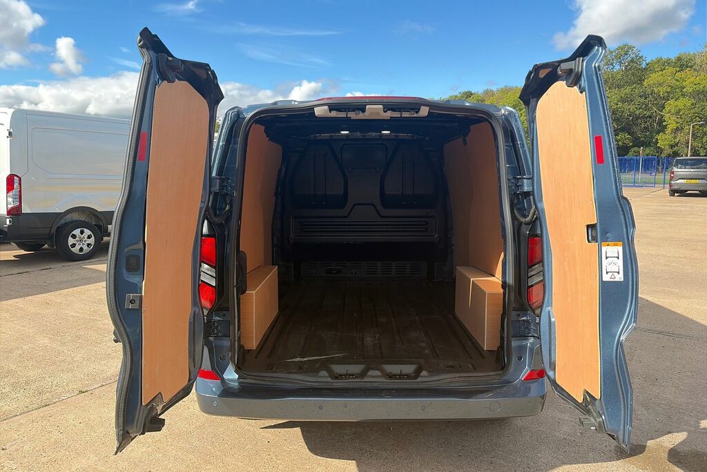 Ford Transit Custom 320 Limited L1 Swb Fwd 2.5 Phev 232Ps Low Roo Blue #6