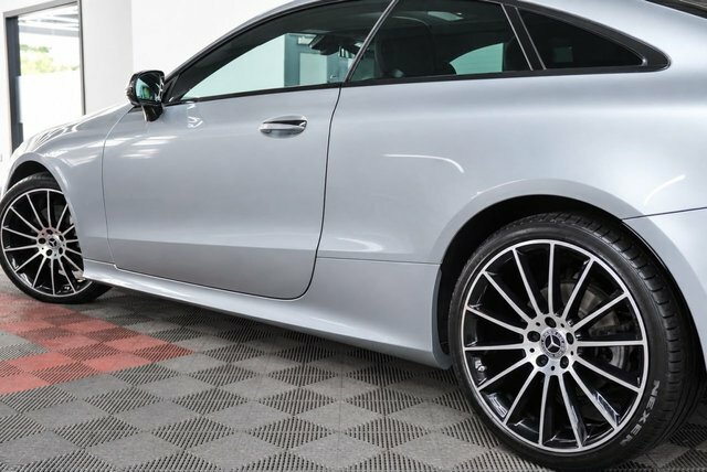 Mercedes-Benz E Class 2.0 E220d Amg Line Night Edition Premium Plus Co KR21EVN Black #4
