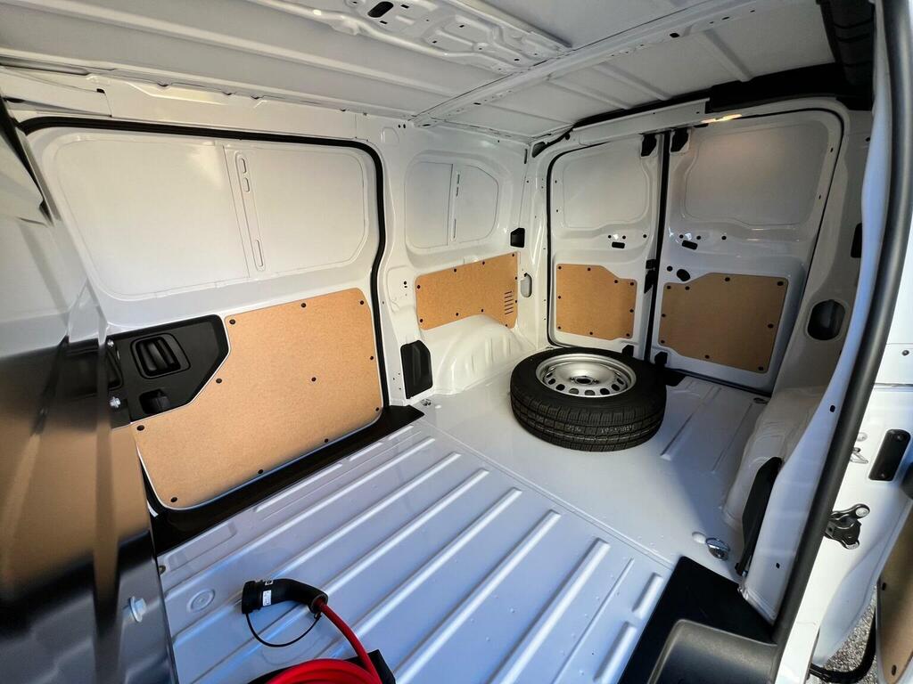 Peugeot E-Expert Panel Van E 1000 75Kwh Professional Premium Stan White #5