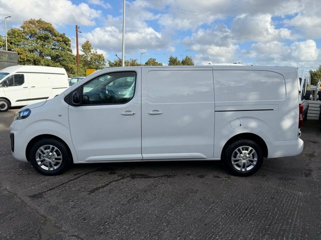 Vauxhall Vivaro 1.5 Turbo D 2900 Sportive Panel Van 6Dr Man White #6
