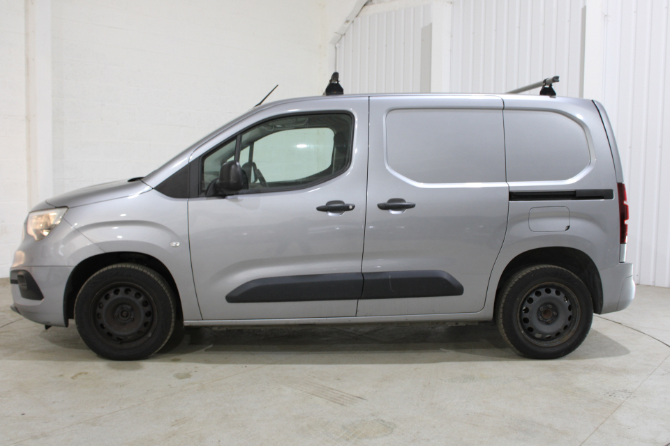 Vauxhall Combo 2300 L2 H1sportive Td 1.5 100 #6