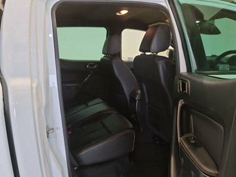 Ford Ranger Wildtrak White #18