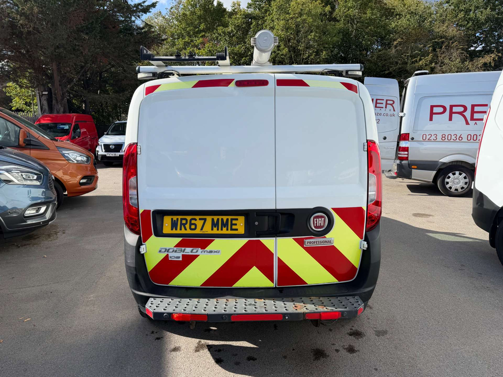 Fiat Doblo Multijetii Maxi Panel Van L2 H1 Euro White #4