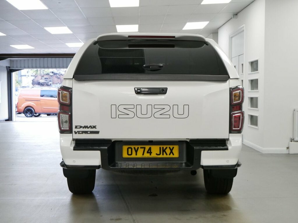 Isuzu D-Max V-cross Silver #10
