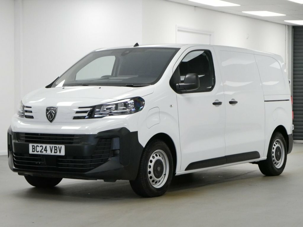 Peugeot E-Expert Mpv White