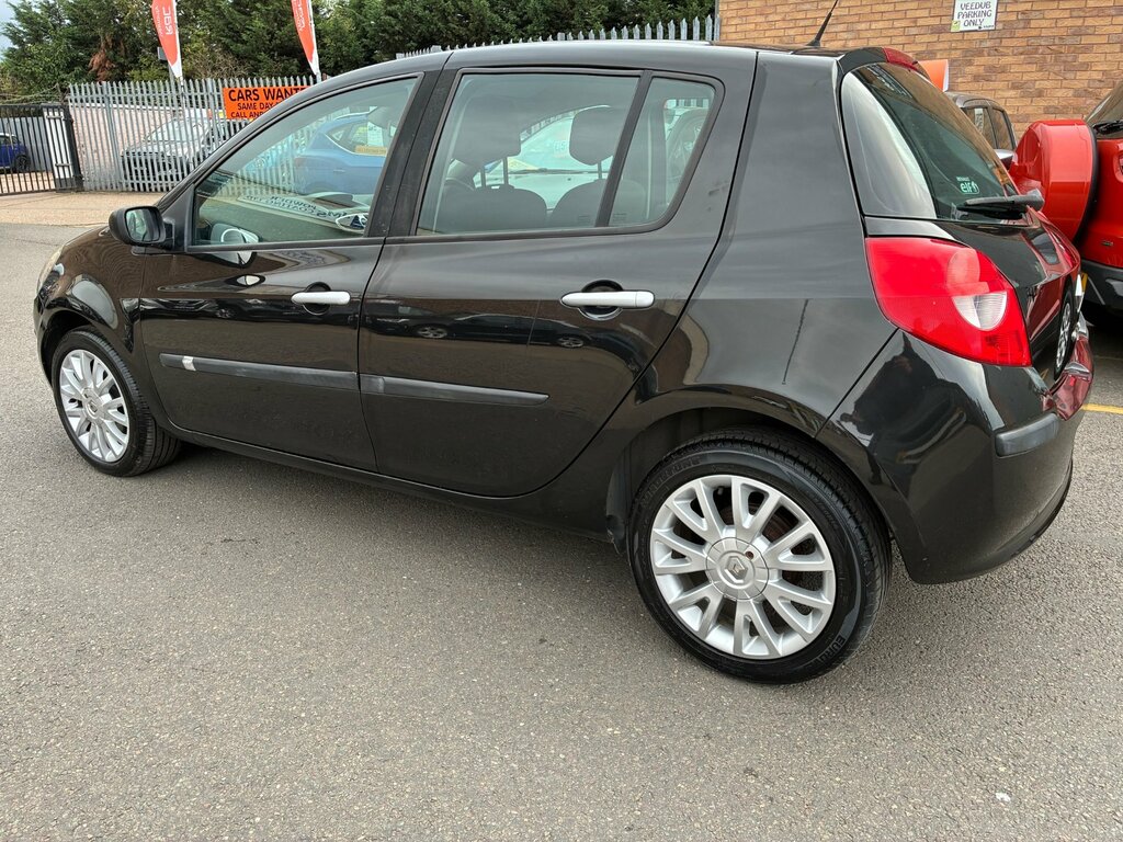 Renault Clio 1.2 Tce 16V Dynamique Hatchback Black #3