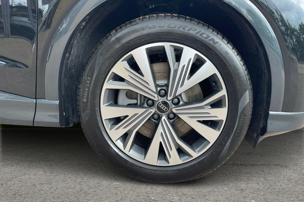 Audi Q4 E Tron Sport Black #5