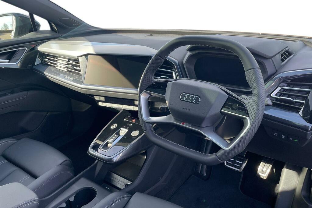 Audi Q4 E Tron Black Edition Quattro Silver #6
