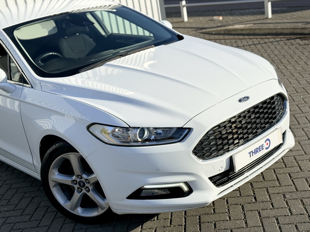 Ford Mondeo Titanium Tdci White #6