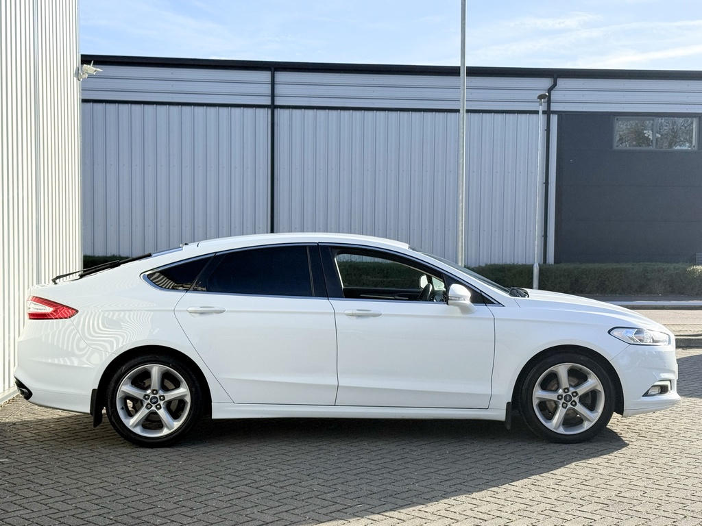 Ford Mondeo Titanium Tdci White #5