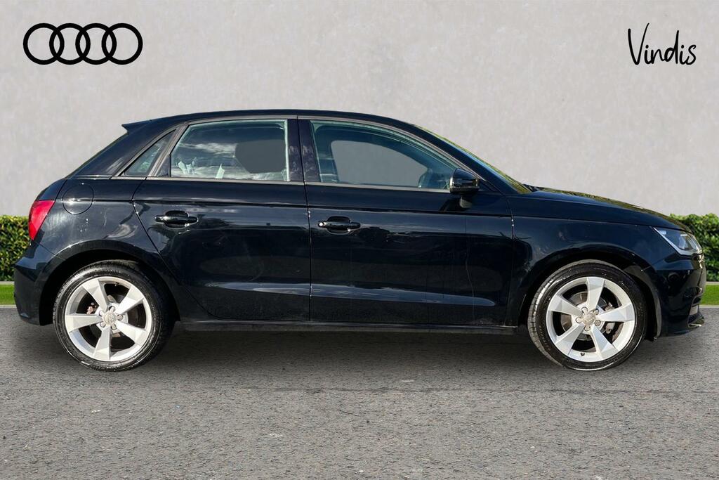 Audi A1 Audi A1 Sportback Sport Nav 1.0 Tfsi 95 Ps 5-Speed Black #4