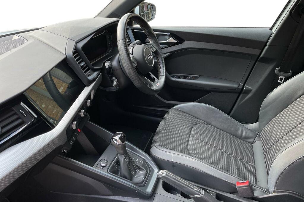 Audi A1 Audi A1 Sportback S Line 35 Tfsi 150 Ps S Tronic White #2
