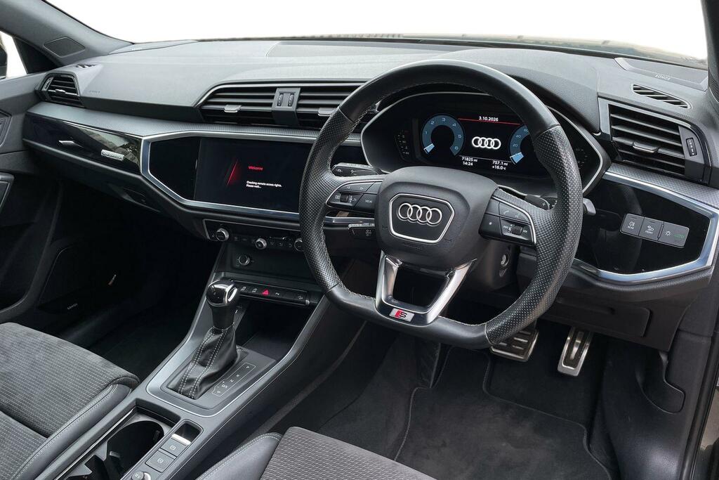Audi Q3 Audi Q3 Black Edition 40 Tdi Quattro 200 Ps S Tron Grey #6