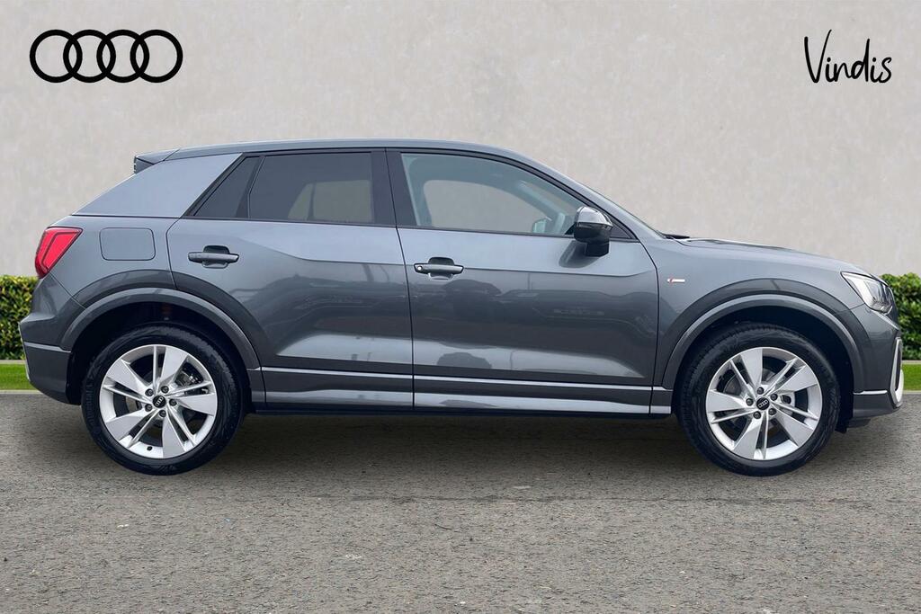 Audi Q2 Audi Q2 S Line 30 Tfsi 116 Ps 6-Speed Grey #4