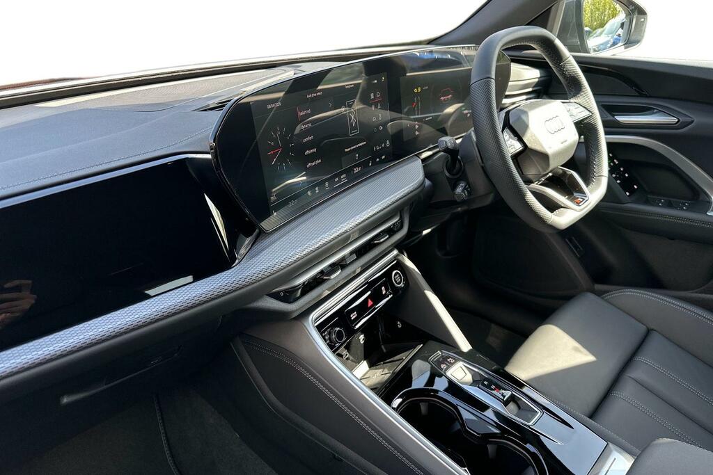 Audi Q5 Audi Q5 Sportback S Line Tfsi Quattro 204 Ps S Tro Grey #2