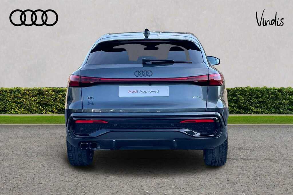 Audi Q5 Audi Q5 Sportback Edition 1 Tdi Quattro 204 Ps S T Grey #4