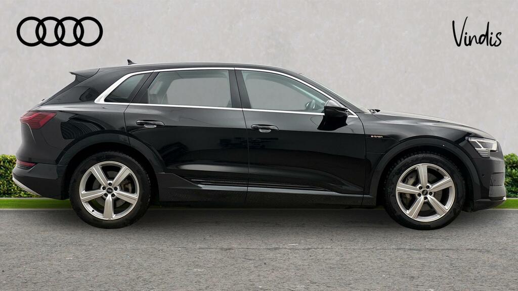 Audi E-tron Quattro Technik Black #4