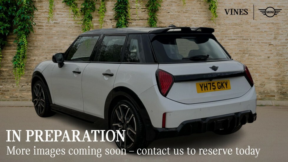Mini Hatch Cooper C White