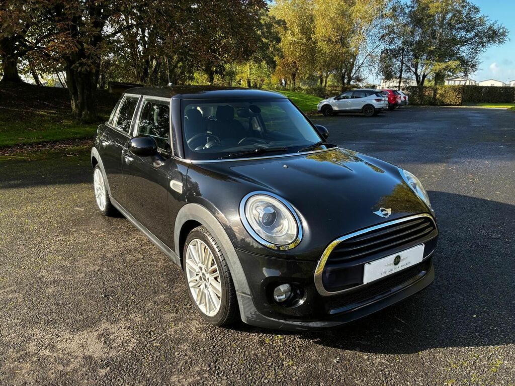 Mini Hatch 1.5 Cooper D Hatchback Euro 6 S Black #2