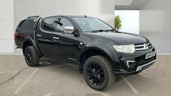 Mitsubishi L200 2.5 Di-d Barbarian Black Pickup Double Cab Die Black