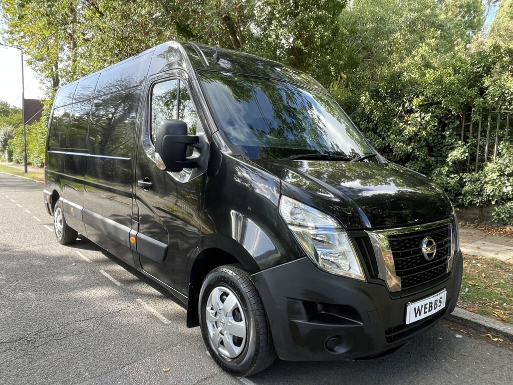 Nissan InterStar Panel Van 2.3 Dci 35 Acenta 202373 Black #4