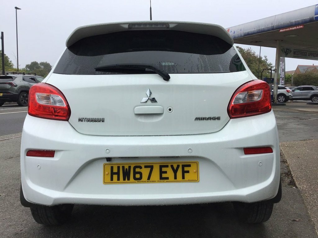 Mitsubishi Mirage Juro Hatchback White #5