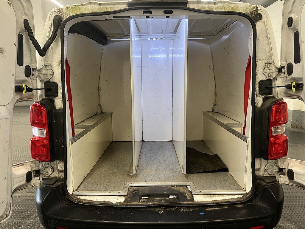 Vauxhall Vivaro 2.0 Turbo D 3100 Edition Panel Van Manu DU20YRC White #5