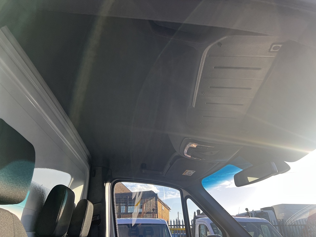 Mercedes-Benz Sprinter 2.0 315 Cdi Pro Panel Van Rwd L2 White #11