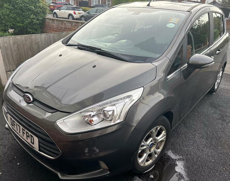 Ford B-Max 1.0T Ecoboost Zetec Navigator Euro 6 Grey