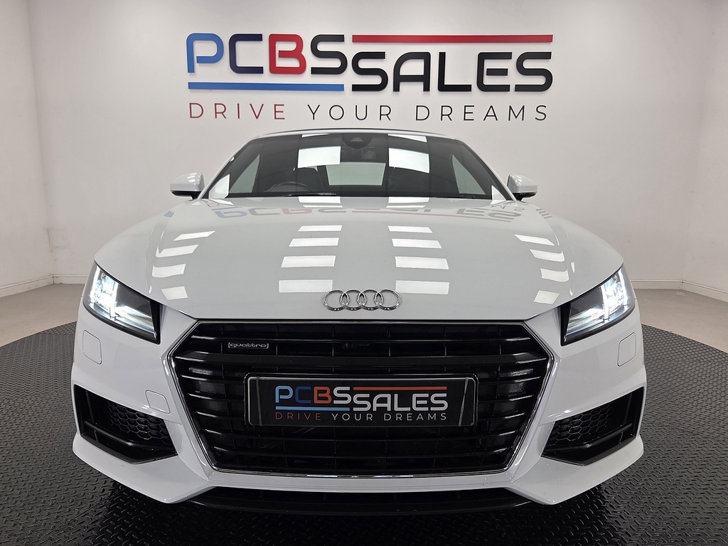 Audi TT 2.0 Tdi Ultra Black Edition Coupe Manua Black #17
