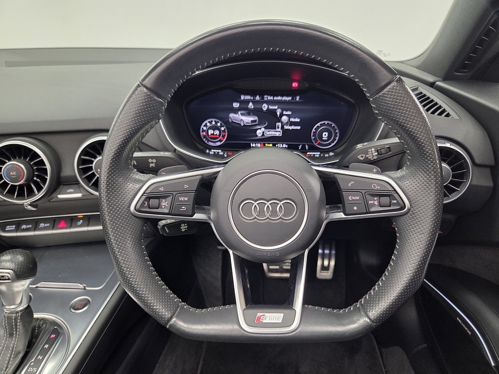 Audi TT 2.0 Tdi Ultra Black Edition Coupe Manua Black #24