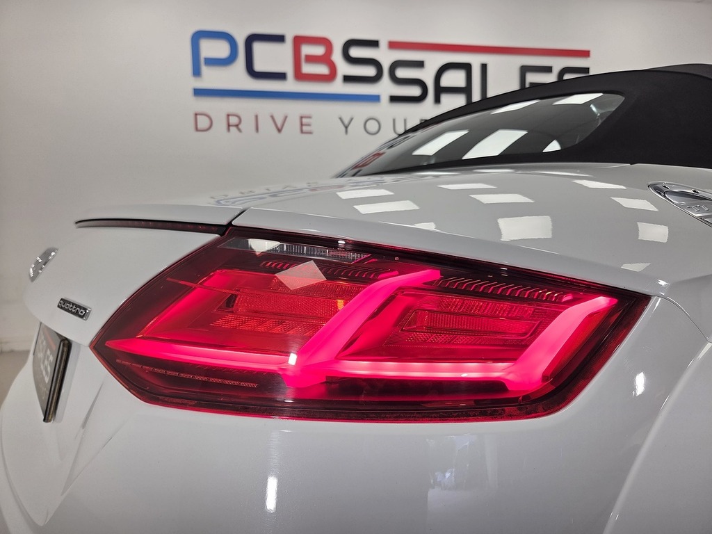 Audi TT 2.0 Tdi Ultra Black Edition Coupe Manua Black #40