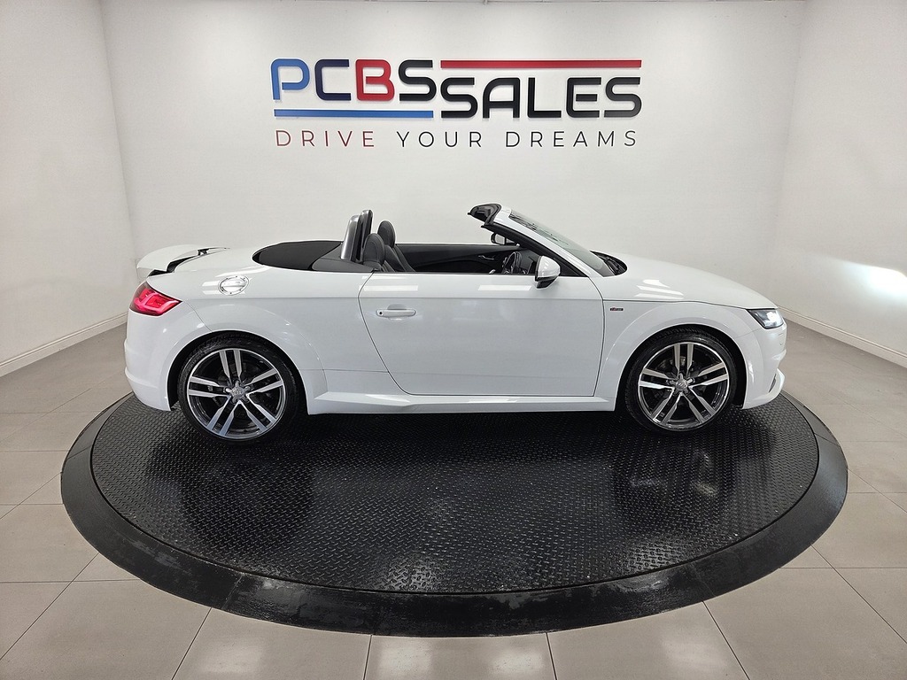 Audi TT 2.0 Tdi Ultra Black Edition Coupe Manua Black #21