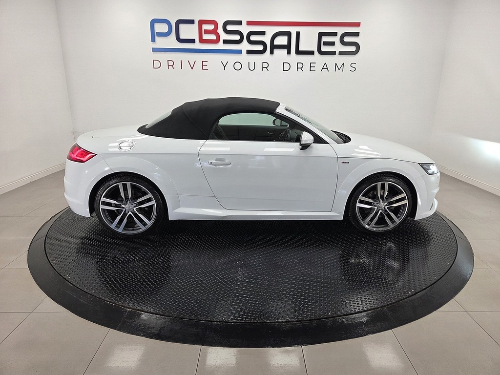 Audi TT 2.0 Tdi Ultra Black Edition Coupe Manua Black #15