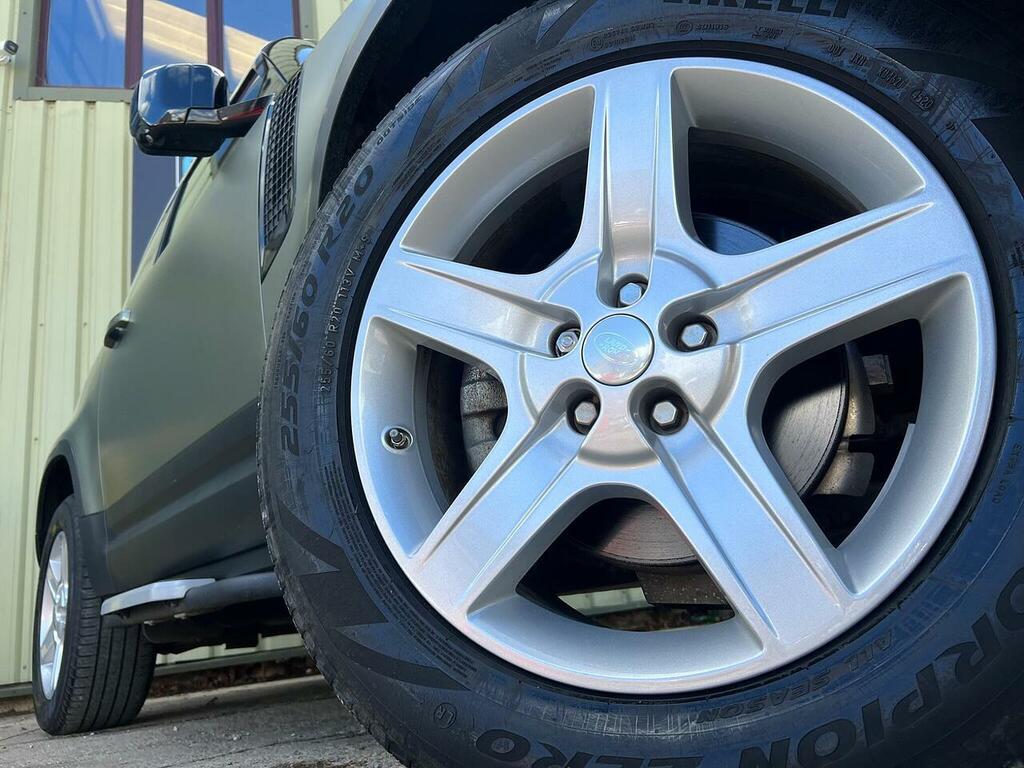 Land Rover Defender 90 3.0 D200 Hard Top Black #18