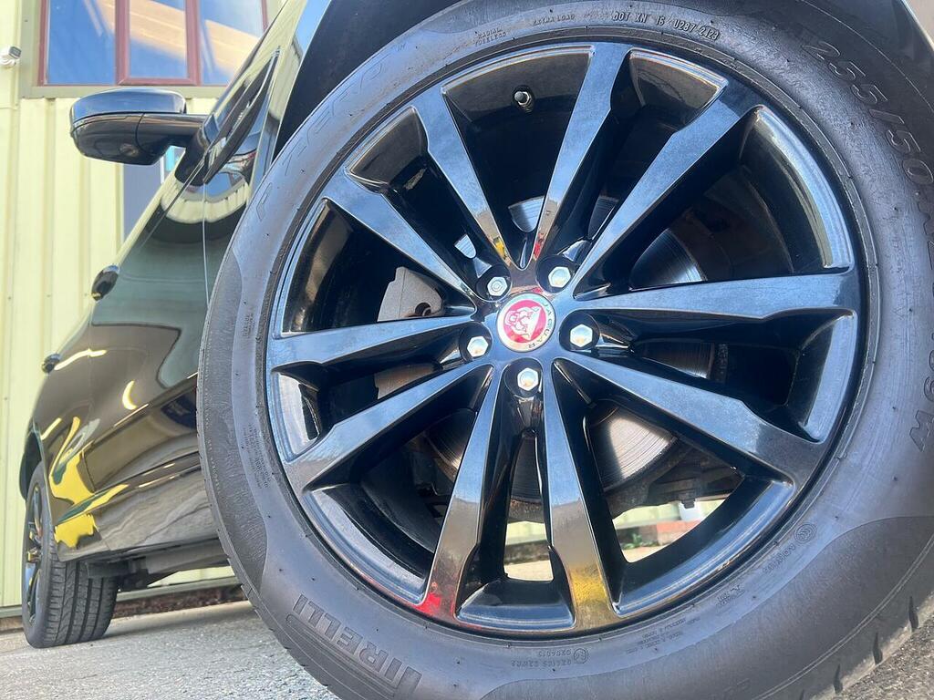Jaguar F-Pace 2.0D 180 Chequered Flag Awd 2020 Grey #19