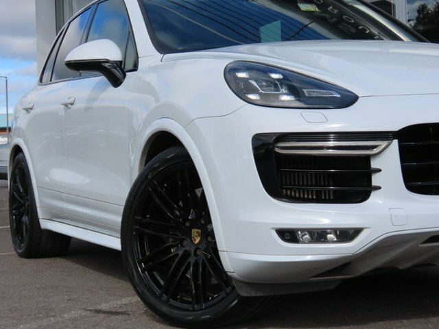 Porsche Cayenne 2017 3.6T V6 Gts Suv Tiptronics 4Wd Eur White #4