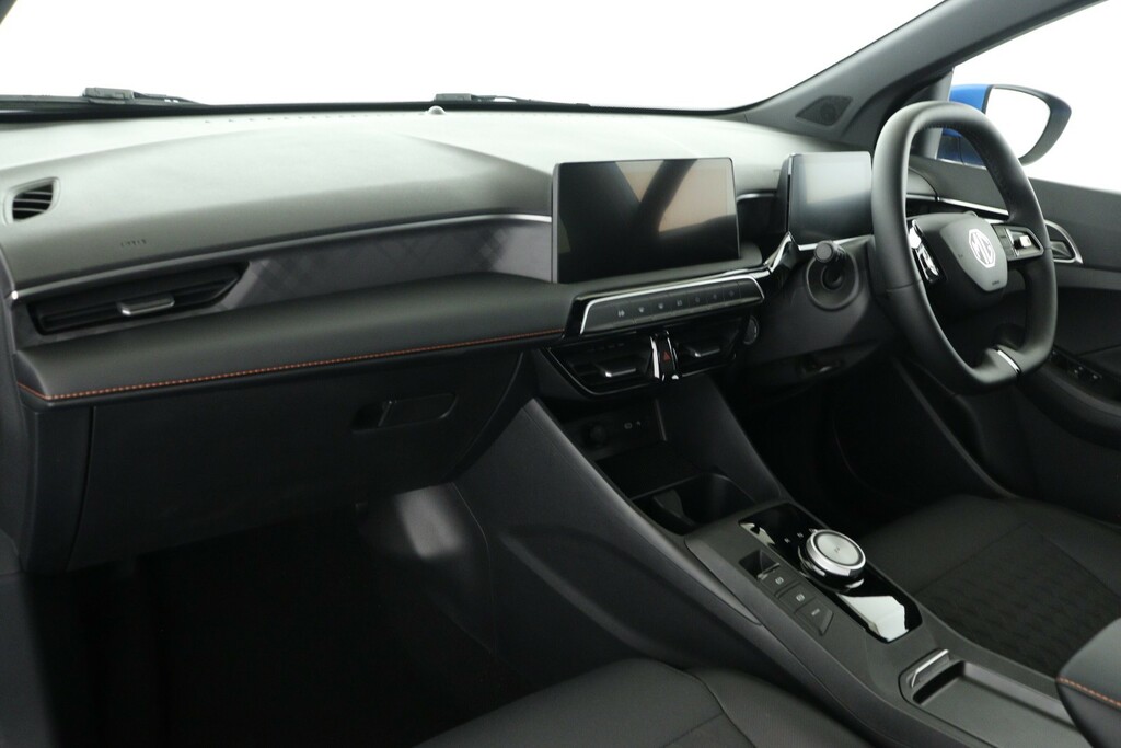 MG MG3 1.5 Se Black #11