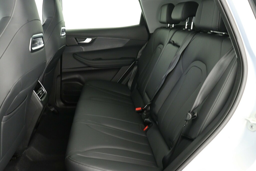 Chery Tiggo 4 Suv Black #13