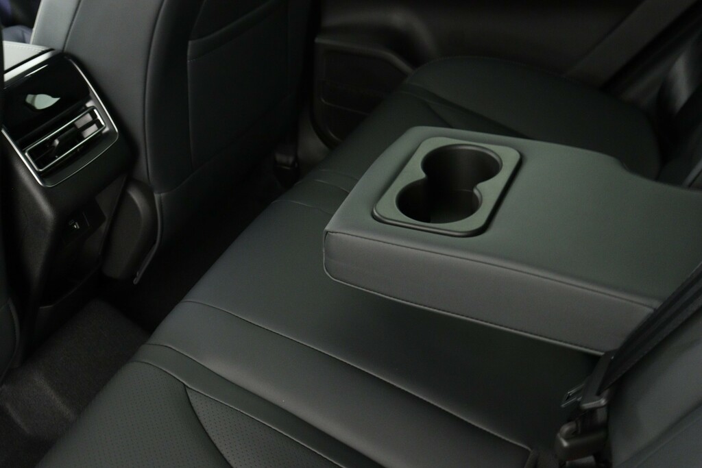Chery Tiggo 4 Suv Black #14