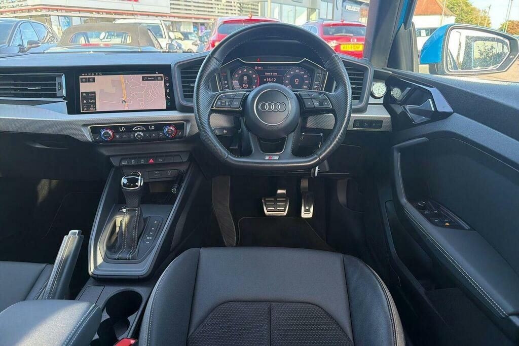 Audi A1 1L Sport White #14