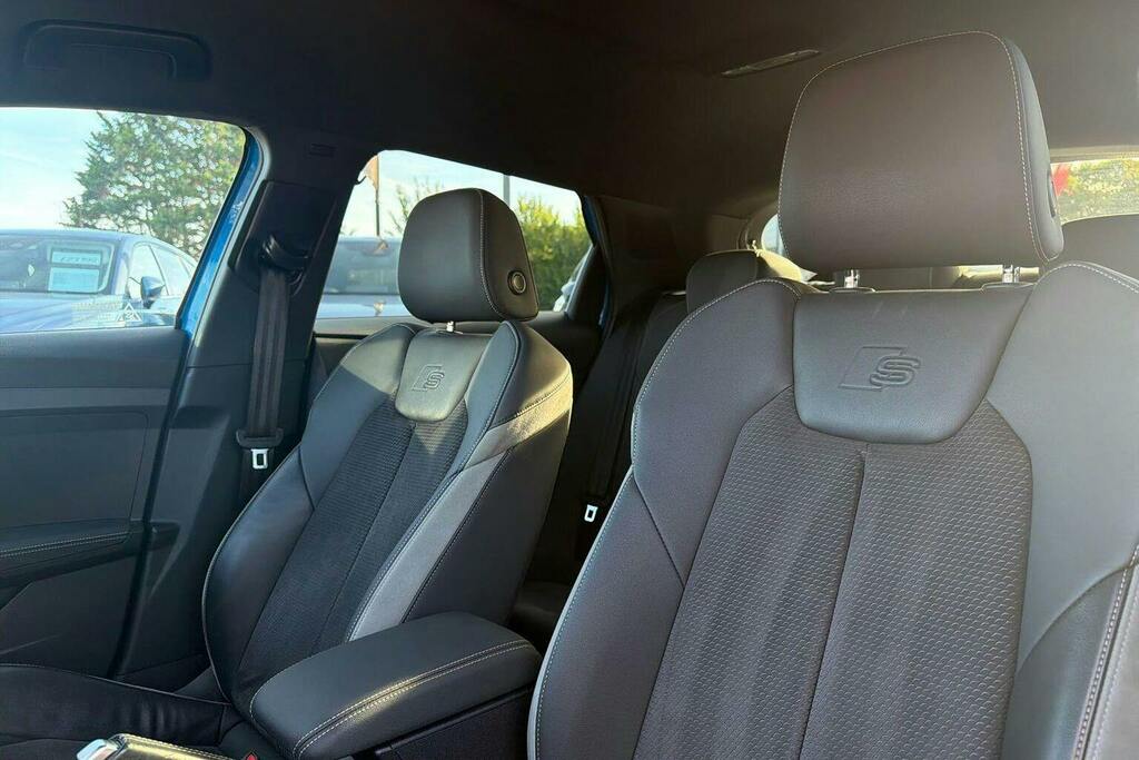 Audi A1 1L Sport White #18