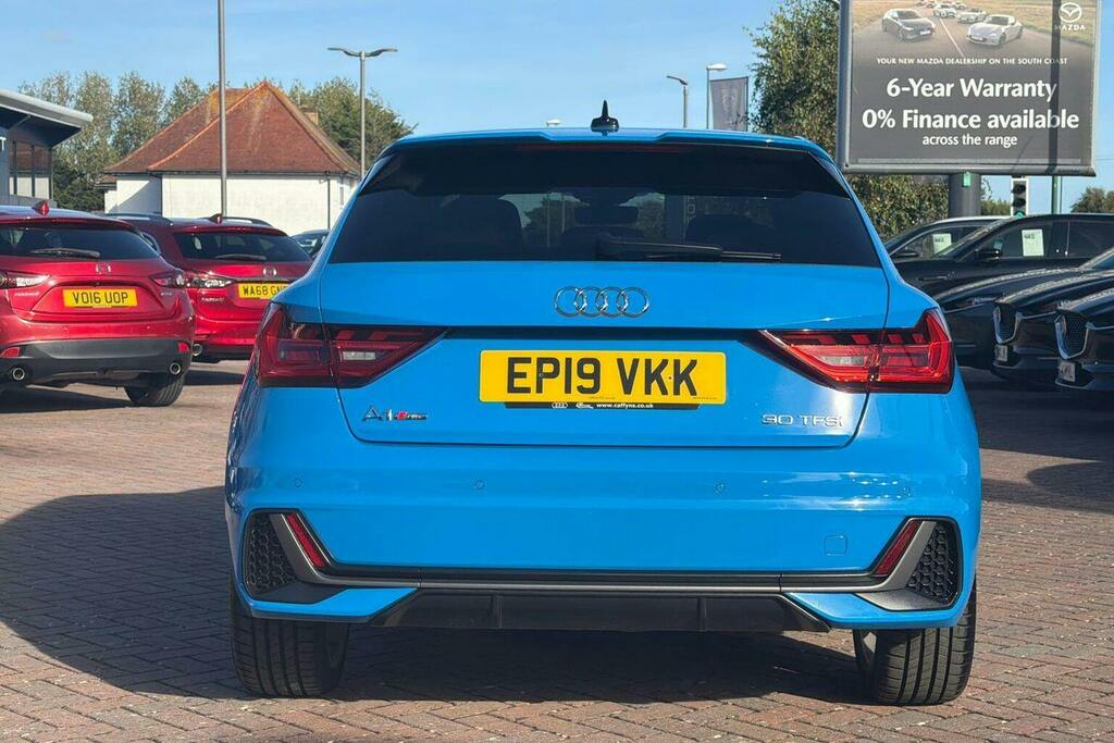 Audi A1 1L Sport White #7