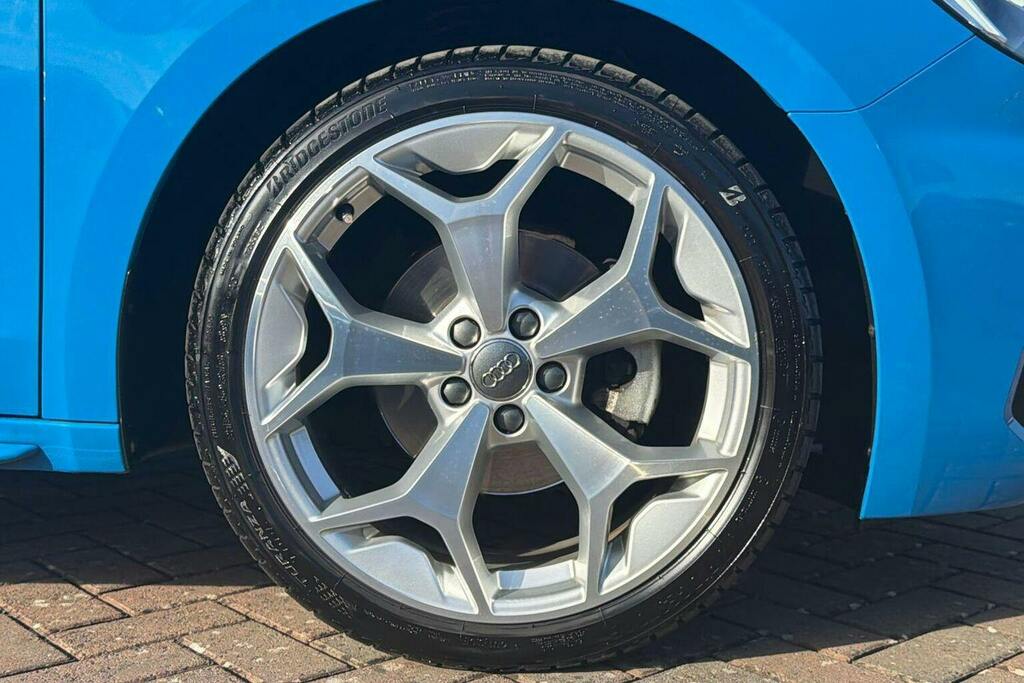 Audi A1 1L Sport White #12