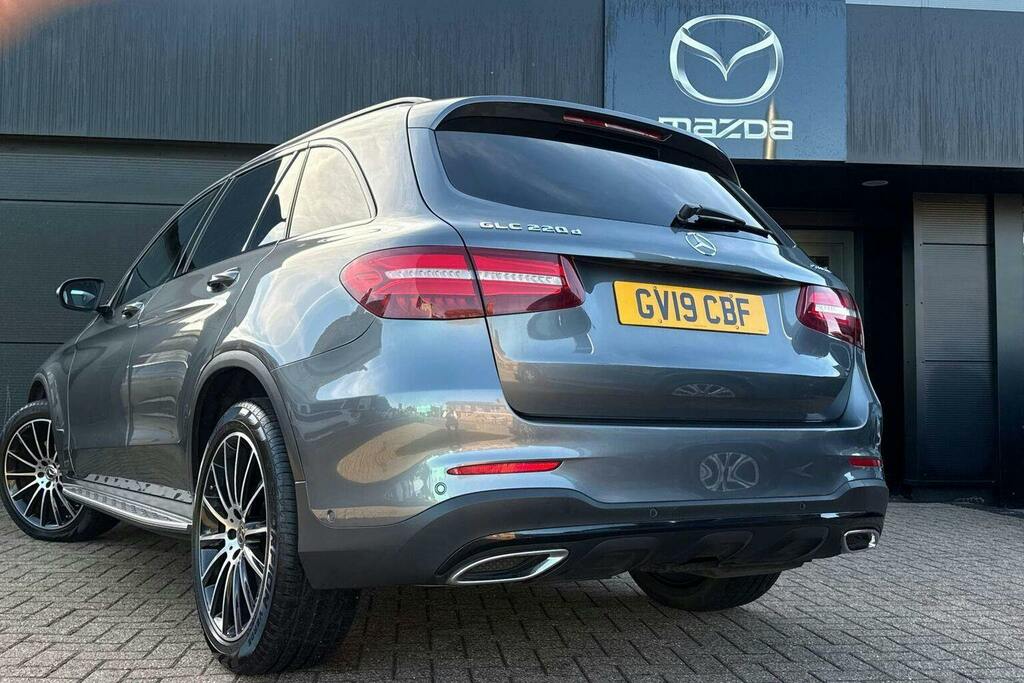 Mercedes-Benz GLC Class Glc 300 Amg Line Premium D 4Matic Black #34