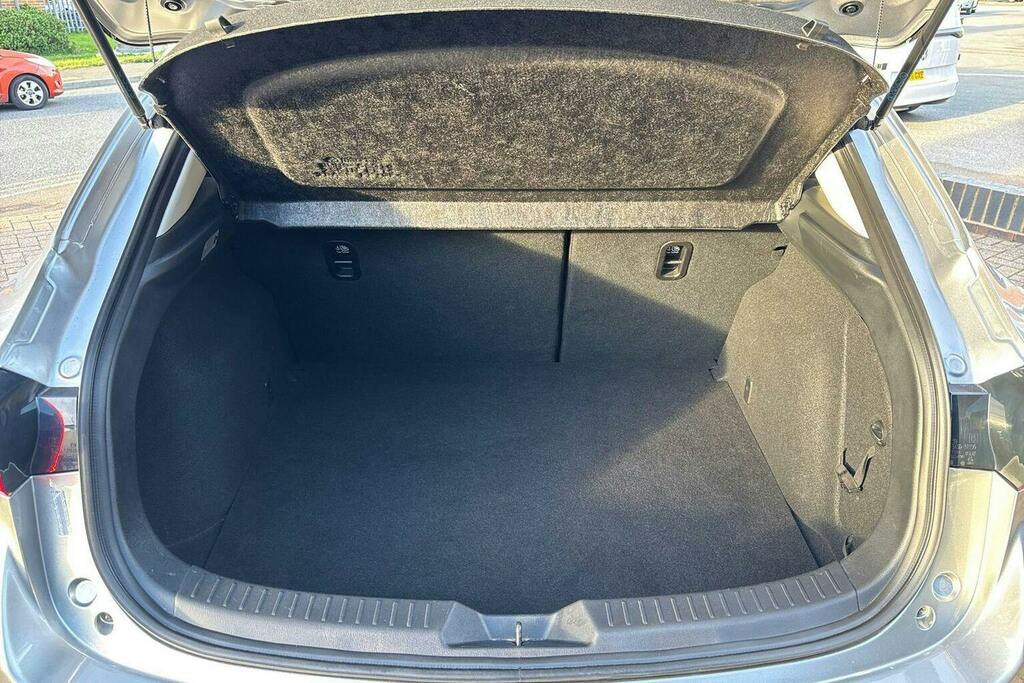 Mazda 3 2.0 Skyactiv-g Se-l Nav Euro 5 Ss Red #20