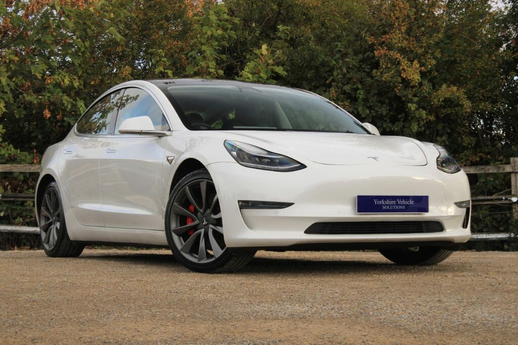 Tesla Model 3 Dual Motor Performance 4Wde Performanc White
