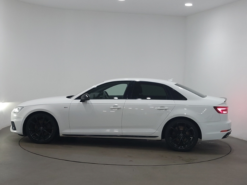 Audi A4 35 Tfsi Black Edition White #4