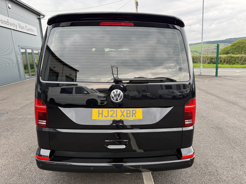 Volkswagen Transporter Shuttle 2.0 Tdi Se 150 7 Speed Dsg Swb In Black - Eur Black #6