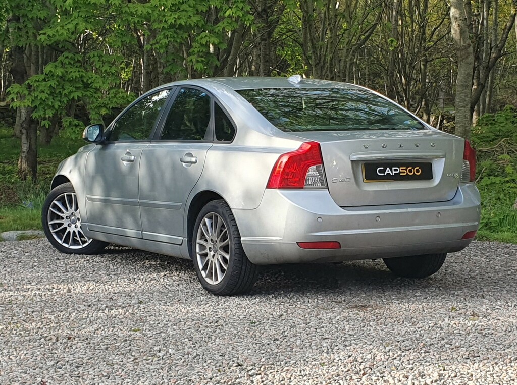 Volvo S40 1.6 D Drive Se Lux Edition Silver #4